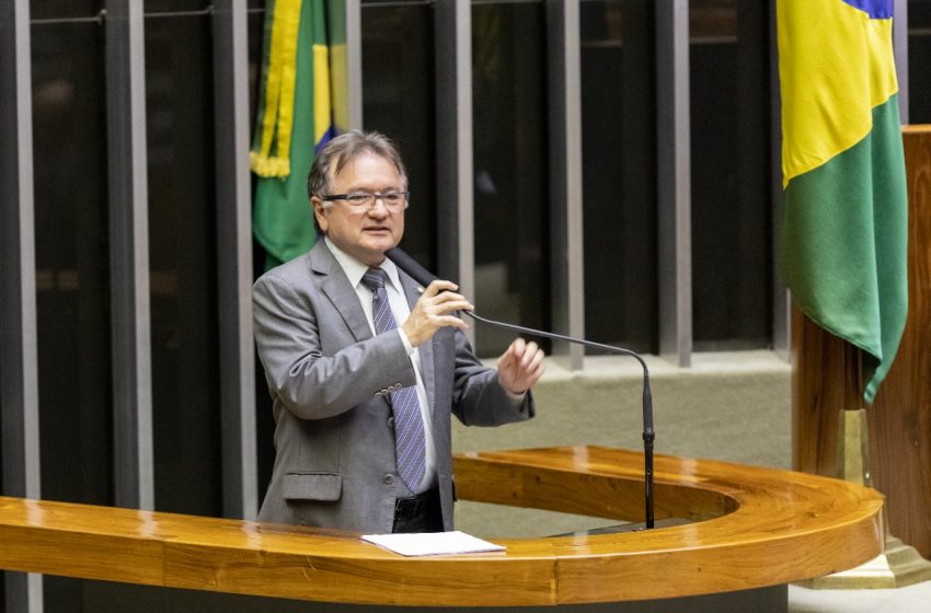  Deputado Merlong Solano fala sobre Ciro tentar justificar sua adesão a Bolsonaro