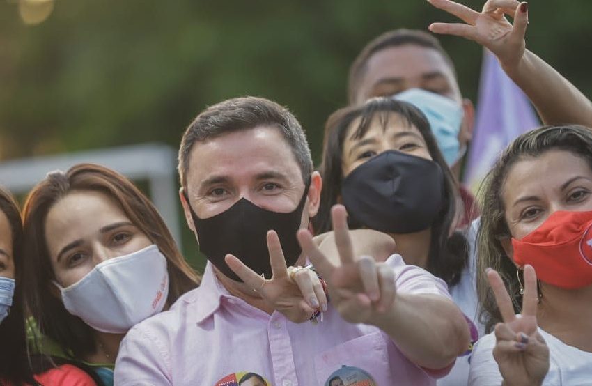  “Meu coração é só gratidão”, diz candidato Fábio Novo (PT) após carreata pela zona Sul