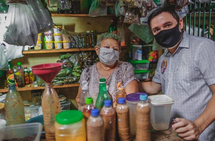  Fábio Novo visita Mercado e defende melhores condições de trabalho