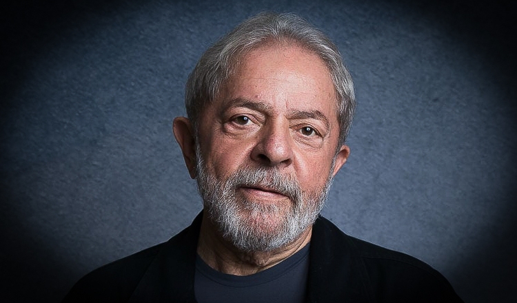  Lula lamenta tragédia em Manaus e condena indiferença de Bolsonaro