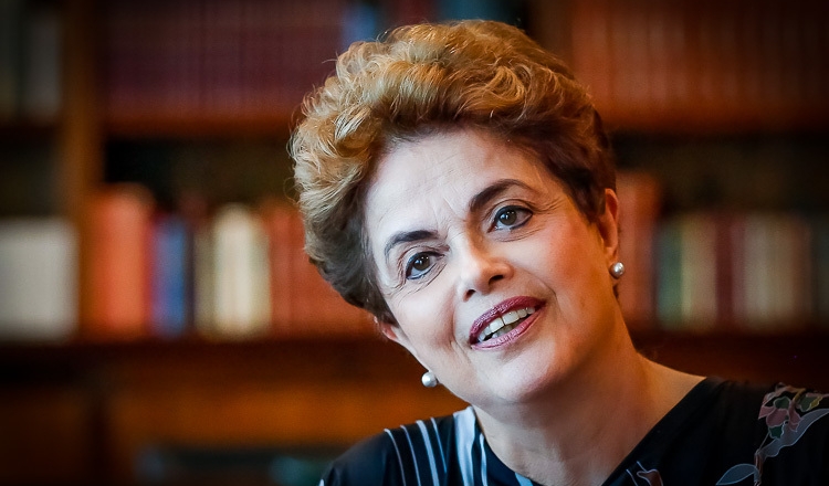  Filme de Ana Muylaert sobre golpe contra Dilma estreia hoje; veja com assistir