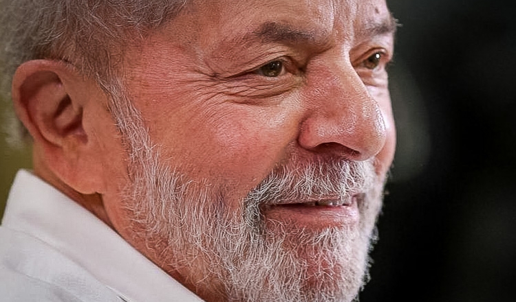  Lula celebra apoio de Joe Biden à quebra de patentes de vacinas