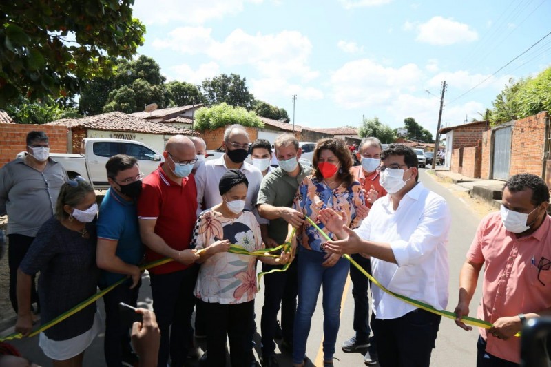  Franzé Silva acompanha inauguração de obras no município de União