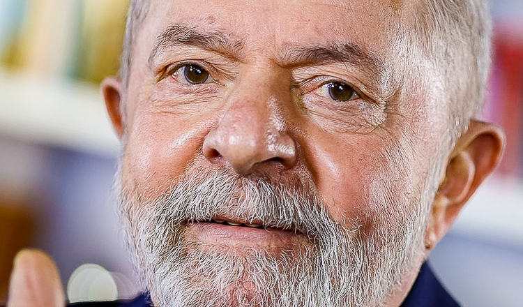  Lula: “Em algum momento, Bolsonaro será julgado, e é disso que ele tem medo”