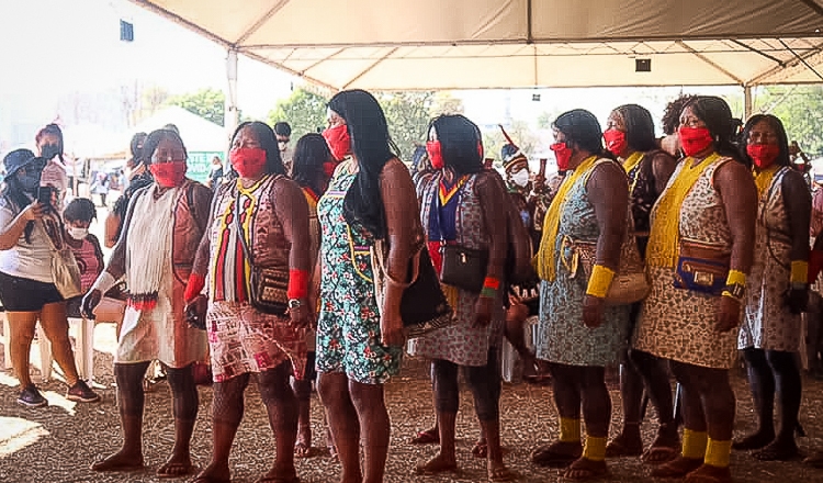  Marcha das Mulheres Indígenas começa em Brasília e reunirá mulheres petistas