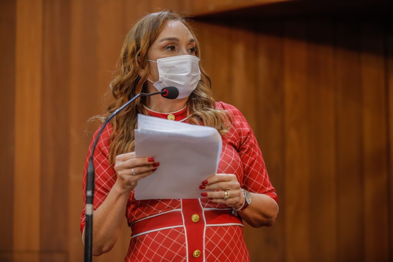  Flora Izabel é eleita nova conselheira do Tribunal de Contas do Estado (TCE)