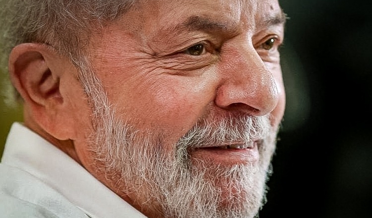  Em Brasília, Lula se encontra com bancadas e dirigentes partidários