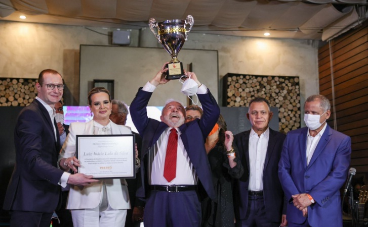  Leia íntegra do discurso de Lula na entrega do Troféu Perseverança