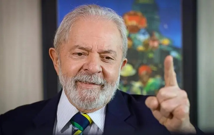  Pesquisa: Lula aparece mais uma vez em primeiro lugar, com 49,4% dos votos