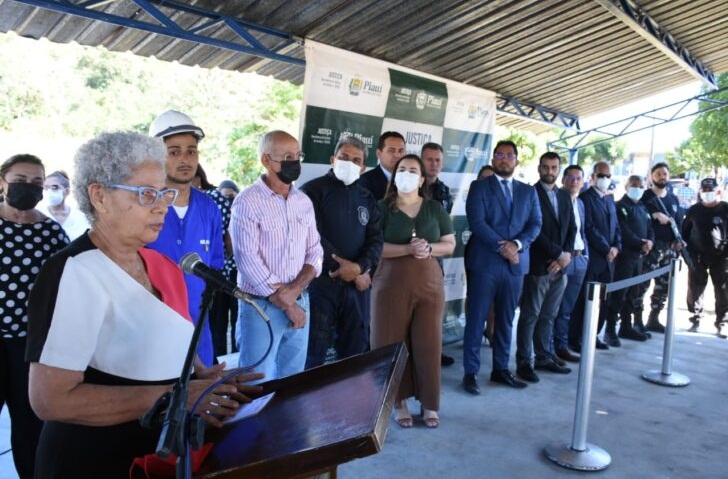  Governadora inaugura fábrica de pré-moldados na Colônia Agrícola Major César