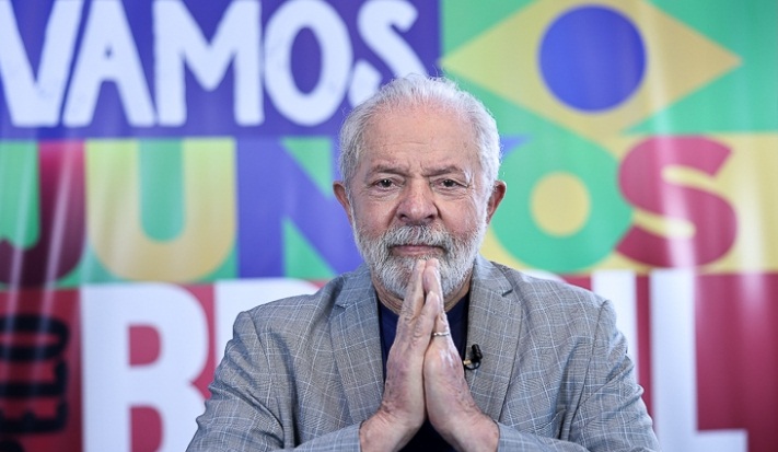  Lula tem 41% das intenções de voto, diz FSB