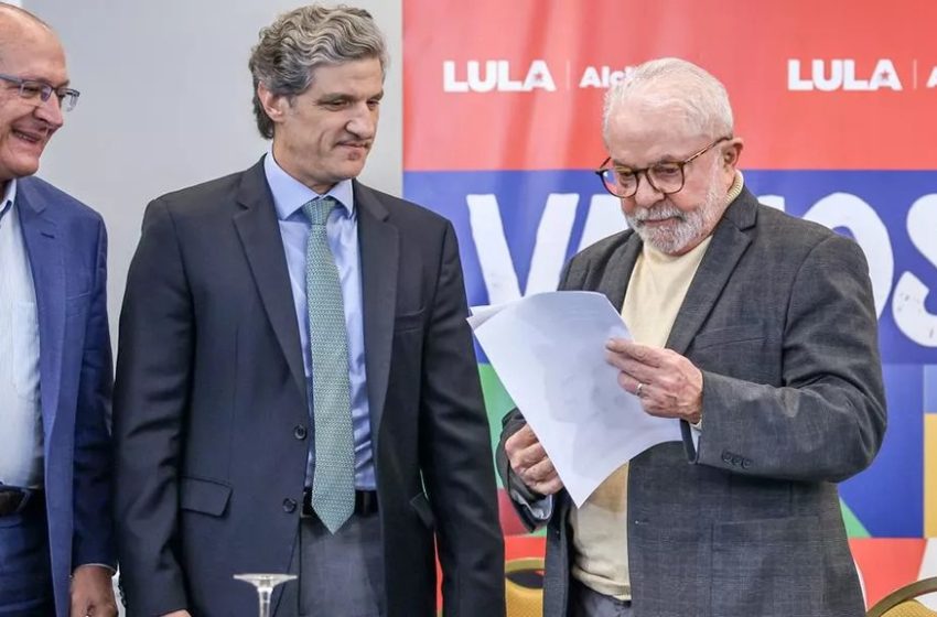  Lula anuncia volta do Minha Casa Minha Vida