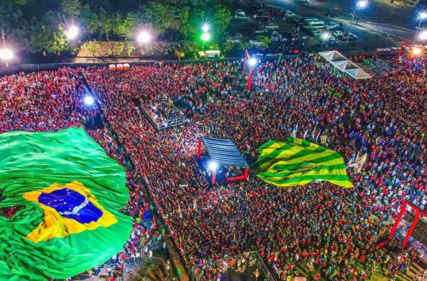  Piauí bate recorde de público com cerca de 60 mil pessoas em evento com Lula