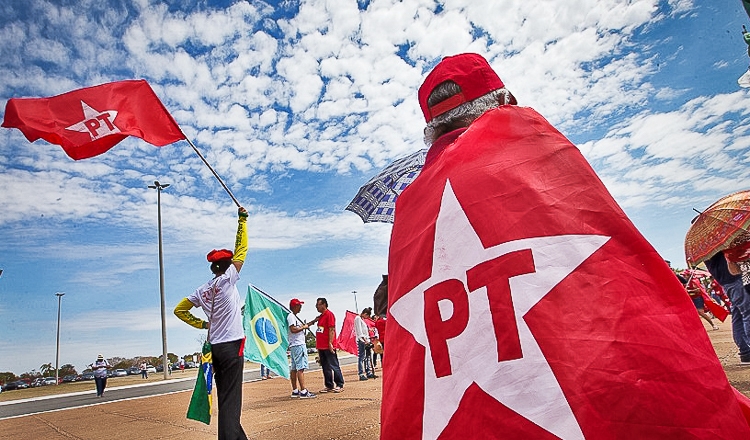  Chamado à militância: 16 de agosto, dia de tomar as ruas e as redes