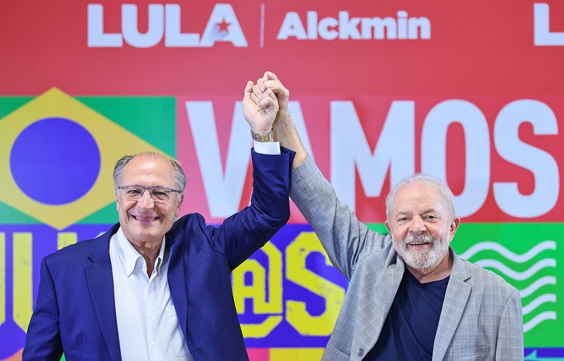  Lula e Alckmin realizam superlive nesta segunda, com transmissão de diversos parceiros