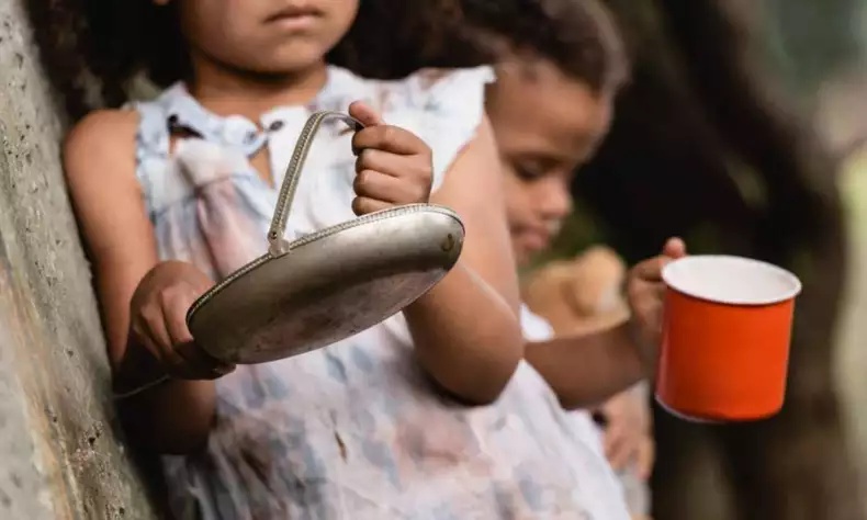  Com Bolsonaro, risco de fome alcança 38% dos lares com crianças menores de 10 anos