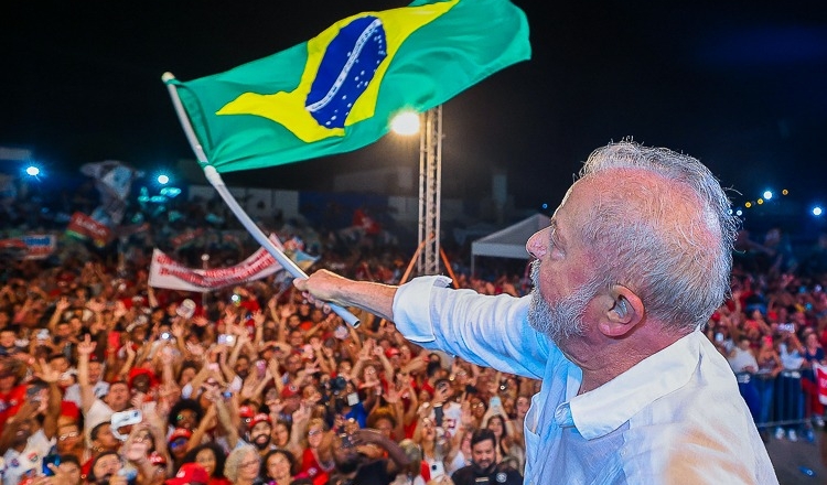  É Lula presidente para melhorar a vida do povo