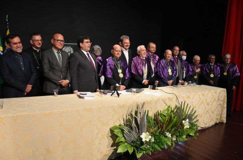  Rafael Fonteles é homenageado em solenidade da Academia Piauiense de Letras