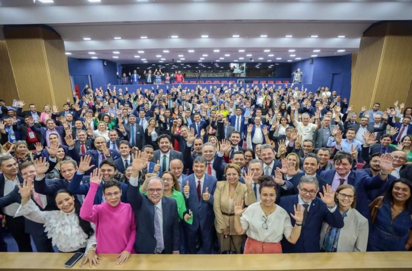  Wellington Dias recebe centenas de prefeitos no Ministério do Desenvolvimento Social