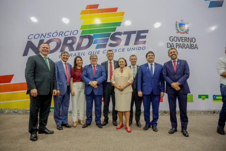  Governadores discutem energias renováveis, combate à fome, Nordeste unido e mais forte