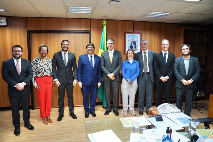  Ministro reconhece eficiência da política educacional do Piauí e garante apoio às ações