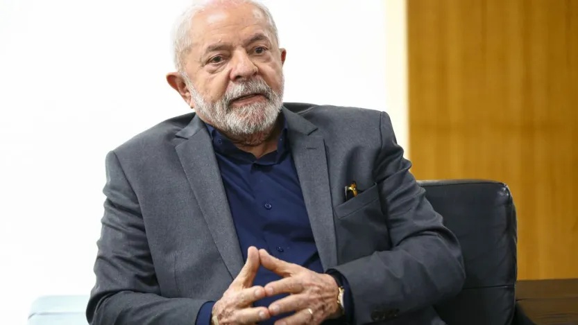  Lula diz que PIB deve crescer mais de 2,5% em 2023