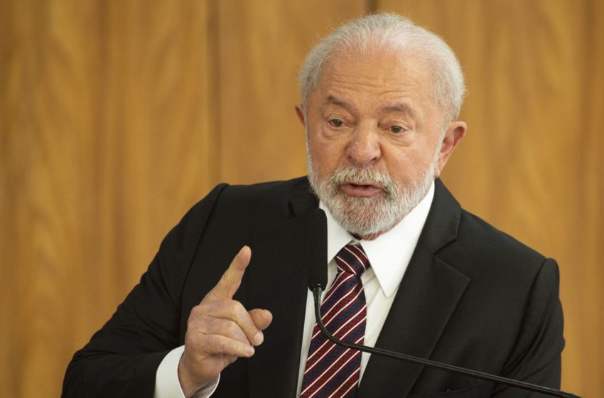  Lula demitiu 103 servidores por corrupção em 6 meses do governo