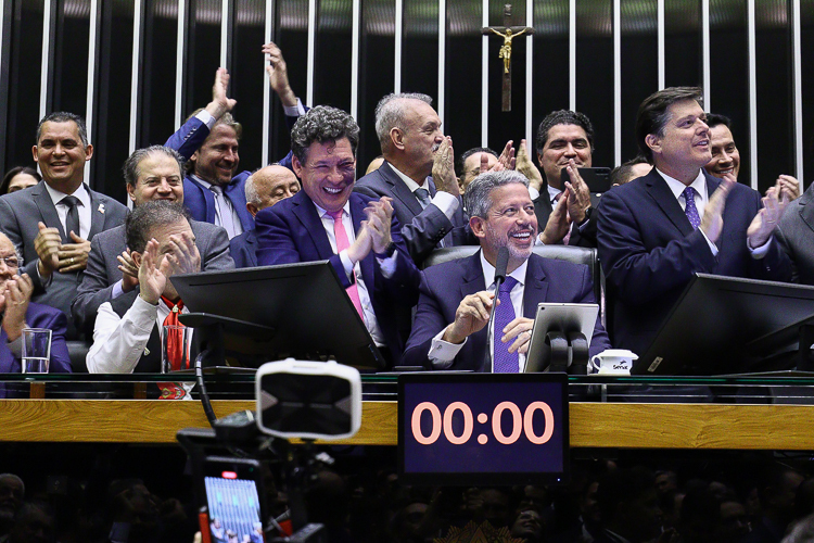  Governo Lula: reforma tributária é aprovada na Câmara; tire suas dúvidas
