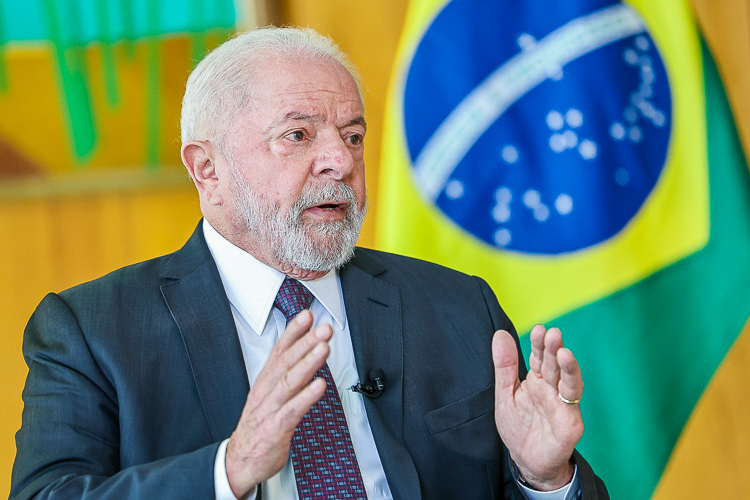  “Vamos fazer aquilo que vai ser melhor para o Brasil”, afirmou Lula sobre a meta fiscal