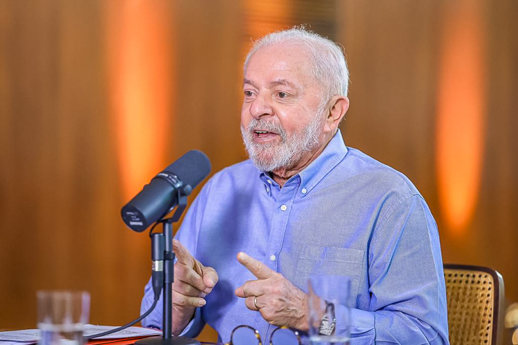  Lula percorrerá o país para consolidar retomada da industrialização e do desenvolvimento